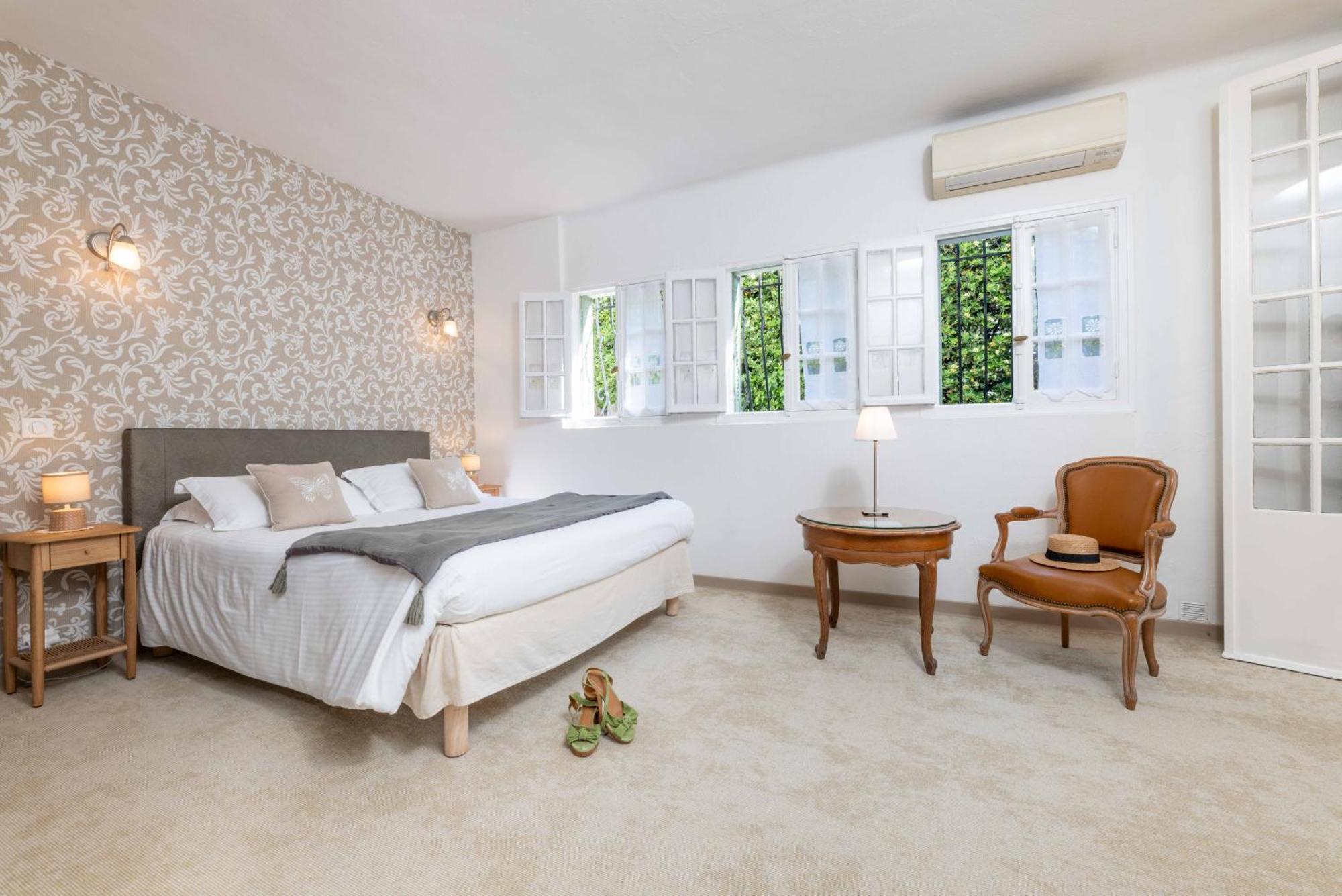 Hotel Mas Djoliba à Antibes Extérieur photo